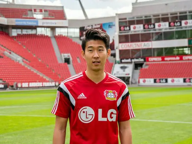 「shoot for loveチャレンジ」ワールドツアーに参加した海外サッカー選手たちの意味深い寄付が続いている。写真はソン・フンミン（提供:OSEN）