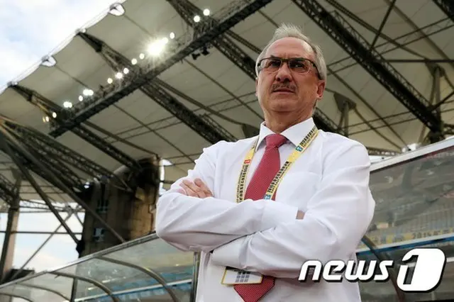 韓国サッカーが愛した2人の外国人、フース・ヒディンクvsウリ・シュティーリケ。