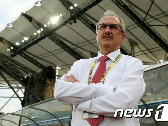 韓国サッカーが愛した2人の外国人、フース・ヒディンクvsウリ・シュティーリケ。