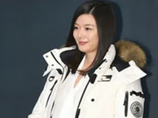 妊娠6か月の女優チョン・ジヒョン 「夫が、そろそろ化粧すべきじゃない？と…」