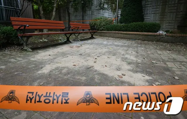 韓国・龍仁“キャットママ”レンガ死亡事件の容疑者が被害者と同じアパートに住む小学生であることが確認された。そんな中、近隣の学校や保護者が該当学校と管轄教育庁に容疑者の去就など、対策準備を要求している。