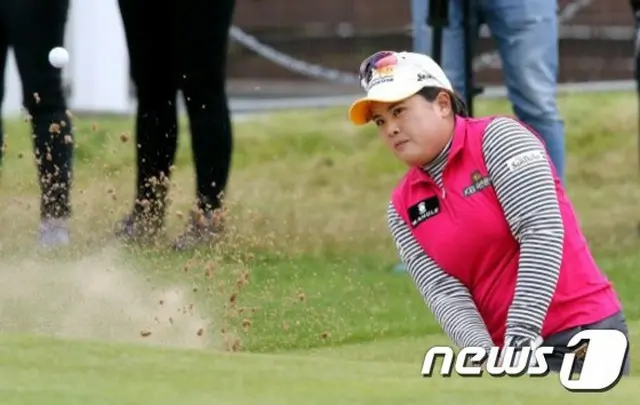 “挑戦者”の立場となったパク・インビ（朴仁妃）が米国女子プロゴルフ（LPGA）ツアーで再びリディア・コと真っ向勝負を繰り広げる。（提供:news1）