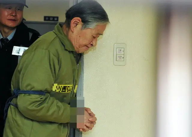 セウォル号増改築を主導するなどセウォル号沈没事故を招いた容疑で裁判に移されたキム・ハンシク（73）清海鎮海運代表が懲役7年の確定判決を受けた。（提供:news1）