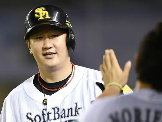 米国のスポーツ専門メディア・ESPNのコラムニスト、ジェリー・クラシックがソフトバンクのイ・デホ（李大浩）のメジャーリーグ進出の可能性を言及した。