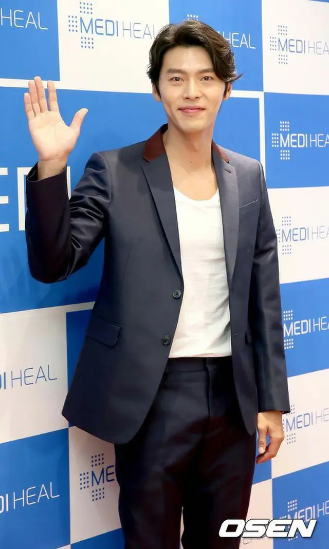 韓国俳優ヒョンビンが現在の所属事務所であるO＆エンターテインメントとの専属契約満了が迫った中、再契約を議論中だとわかった。（提供:OSEN）