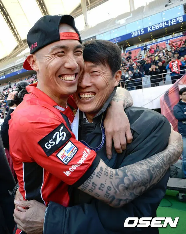 韓国Kリーグ・FCソウルは来る7日午後、ソウルワールドカップ競技場で開かれる水原との今シーズン最後のスーパーマッチにて、主将チャ・ドゥリ（35）の引退式をおこなう。