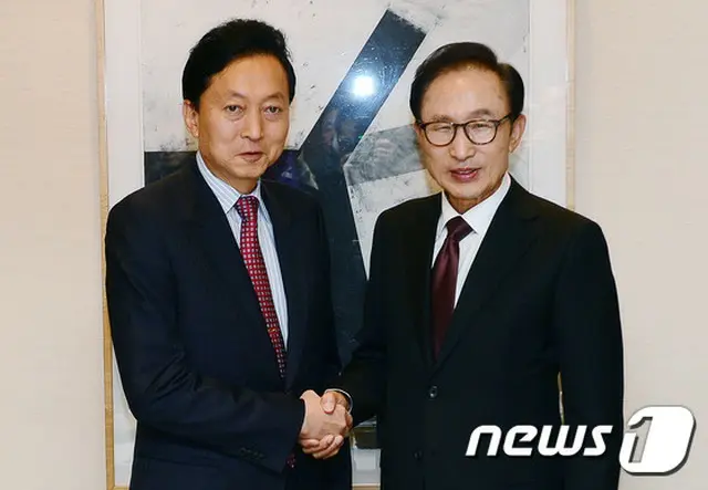 韓国の李明博（イ・ミョンバク）元大統領が6日、ソウル・新羅ホテルのレストランで、日本の鳩山由紀夫元首相と食事の時間を設けた。