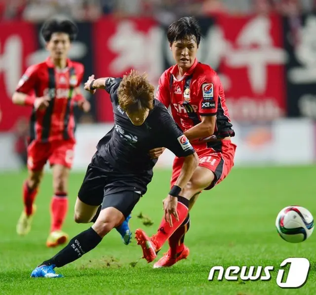 今シーズン、FCソウルが輩出した大型新人パク・ヨンウ（22）が、韓国サッカー五輪代表で主力を狙う。