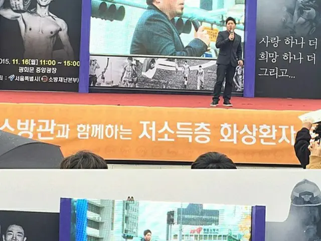 ”R＆Bダディ”こと韓国の男性歌手キム・ジョハン（42）が、楽曲「僕が先に会いに行くよ」ミュージックビデオで特別な縁を結んだ人々と意味ある時間を過ごした。（提供:news1）