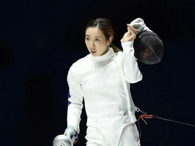 韓国女子エペが2015中国・南京W杯団体戦で銀メダルを獲得した。（提供:OSEN）