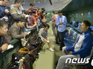 ＜プレミア12＞李大浩に関心集中…明日の日韓戦控え東京ドームで公開練習