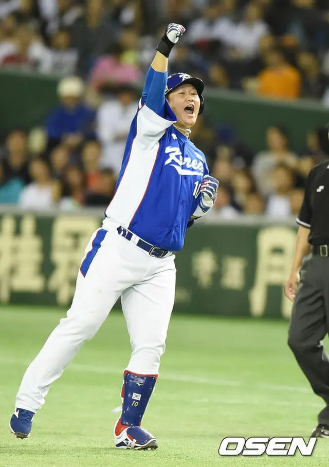 韓国代表の内野手イ・デホ（李大浩）が優勝の喜びをあらわにした。（提供:OSEN）