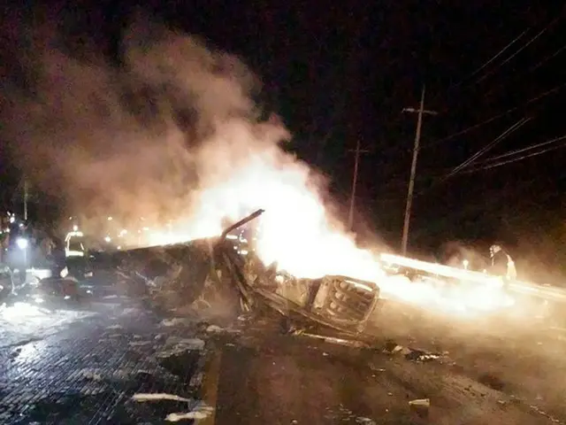 去る23日午後6時22分ごろ、韓国東部・江原道(カンウォンド)の道路に、在韓アメリカ軍の攻撃型ヘリコプターが墜落した。