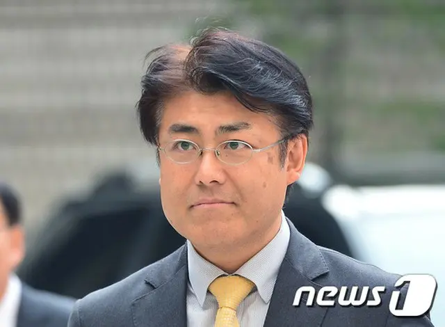 韓国の朴槿恵（パク・クネ）大統領のセウォル号沈没事故（去年4月）の行動に関する疑惑を報道した容疑で在宅起訴されている産経新聞の加藤達也前ソウル支局長の判決裁判日程が変更された。