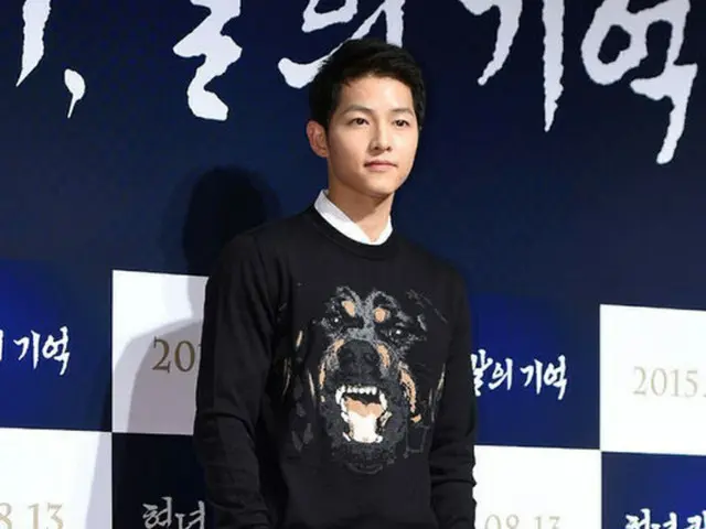 韓国俳優ソン・ジュンギ側が現在、負傷か所を治療中で、撮影復帰時期は未定だと明らかにした。（提供:OSEN）