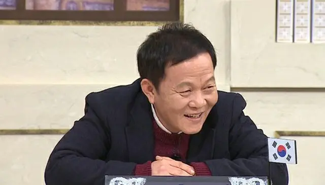 韓国在住の外国人男性がトークを展開するJTBC「非首脳会談」に韓国俳優ウヒョン（51）が出演し、「好感と非好感」をテーマに出演者らとトークを交わした。（提供:OSEN）
