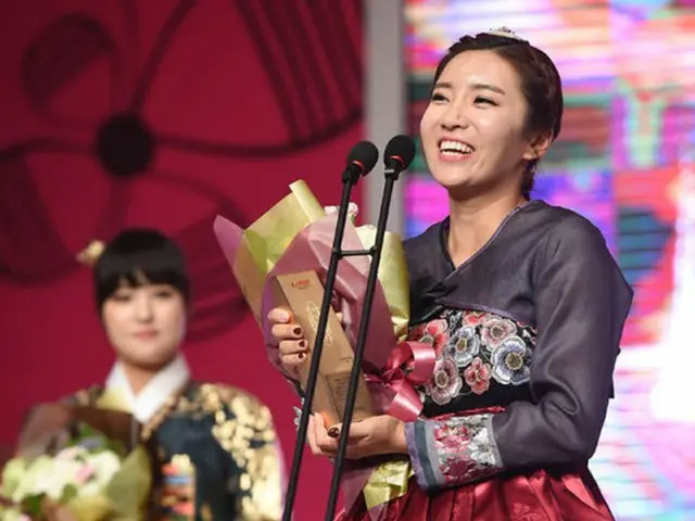 2015シーズンでJLPGA（日本女子ゴルフ）の賞金女王を獲得したイ・ボミ（27）が、来年1月28日に自身初の写真集を発売することになった。（提供:OSEN）