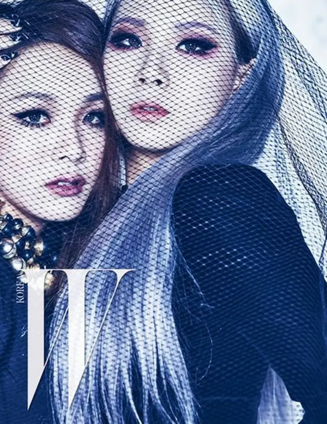 韓国ガールグループ「2NE1」CLと彼女の妹ハリンが一緒に作業したグラビアが公開された。（提供:OSEN）