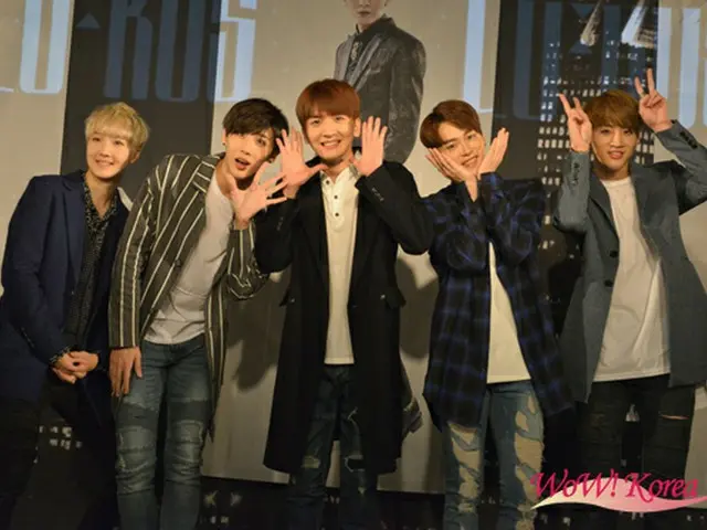 「LU:KUS」左からチョイ、ヘウォン、ドンヒョン、キョンジン、ジンワン