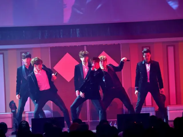 歌とゲームで笑いと感動の「U-KISS」ファンクラブイベント終了、来年リリース曲を早くも披露！（オフィシャル）