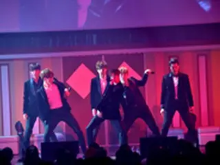 歌とゲームで笑いと感動の「U-KISS」ファンクラブイベント終了、来年リリース曲を早くも披露！