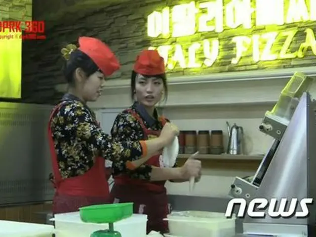 外国人観光客が、北朝鮮・平壌（ピョンヤン）にあるピザ屋で撮影した動画を公開し、話題を呼んでいる。