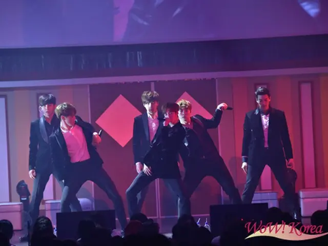 【イベントレポ】「U-KISS」2月24日発売の新曲も全世界初公開！クリスマスファンイベントで甘～い時間を過ごす