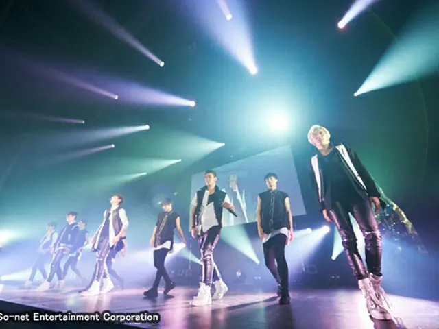 【イベントレポ】「NU’EST」、女性アイドルも顔負けの女装を披露！クリスマスイブに笑いと感動ありの思い出を演出