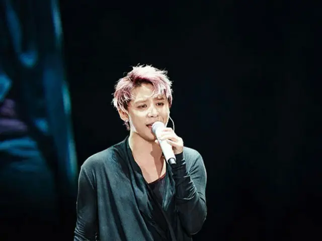 韓国人気男性グループ「JYJ」ジュンスが歌謡界最高の人気ファン層の威容を立証した。（提供:OSEN）
