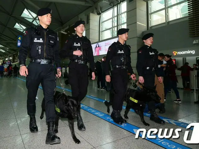 去る15日、韓国内の空港に「爆発物を仕掛けた」とする脅迫電話がかえられた事件で、中国の通信業者を経由していたことがわかった。