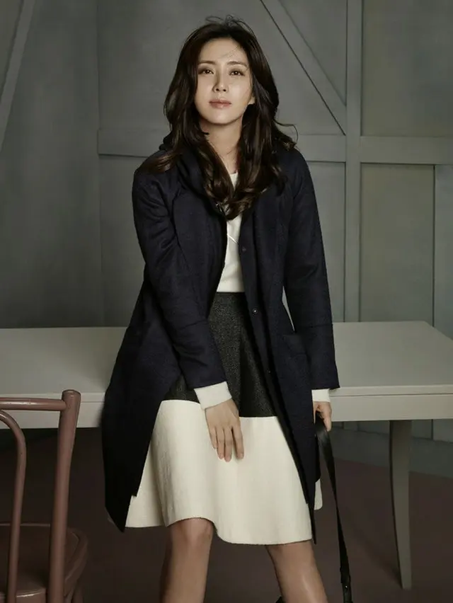 韓国女優ソン・ユナ（42）がグラビアを通して蠱惑的（こわくてき）な美貌を誇った。（提供:news1）