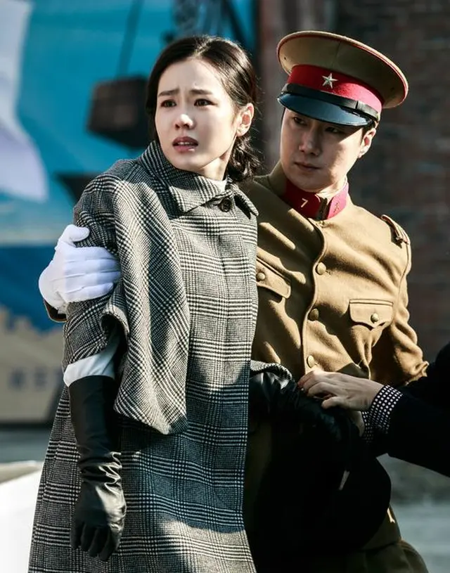 女優ソン・イェジンらが出演する映画「徳恵翁主」のセットが崩れ落ちる事故があったことについて、「小さな事故だった」とし、撮影がすぐに再開されたという。（提供:OSEN）