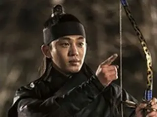 俳優ユ・アイン、「六龍が飛ぶ」スタッフに旧正月の贈り物