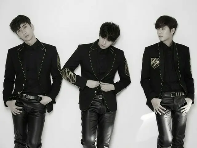 人気グループ「SS501」メンバーのホ・ヨンセン、キム・キュジョン、キム・ヒョンジュン（マンネ）で構成されたユニット「Double S 301」のカムバックステージがついに公開される。（提供:news1）