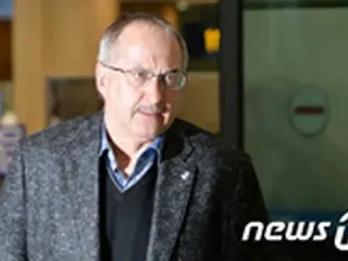 サッカー韓国代表シュティーリケ監督の悩み… 「所属チームで出場機会ない選手、大きな問題」
