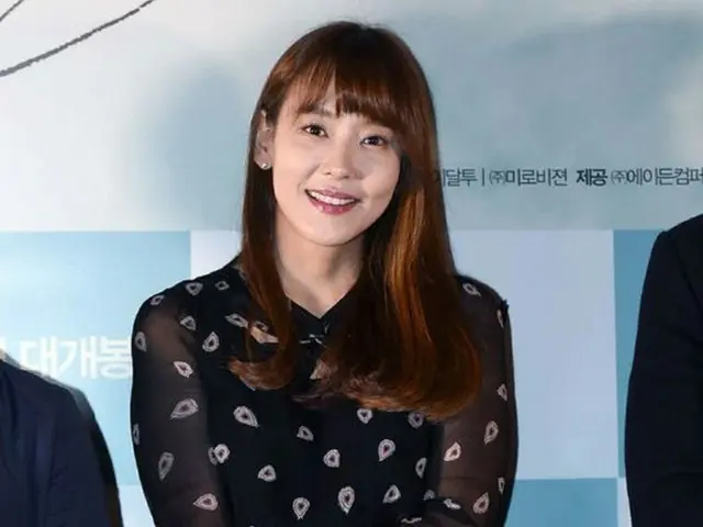 韓国歌手兼ボーカルトレーナーDANAがジェシカ（元少女時代）やソルリ（元f(x)）に歌を教えていたと明かした。（提供:OSEN）