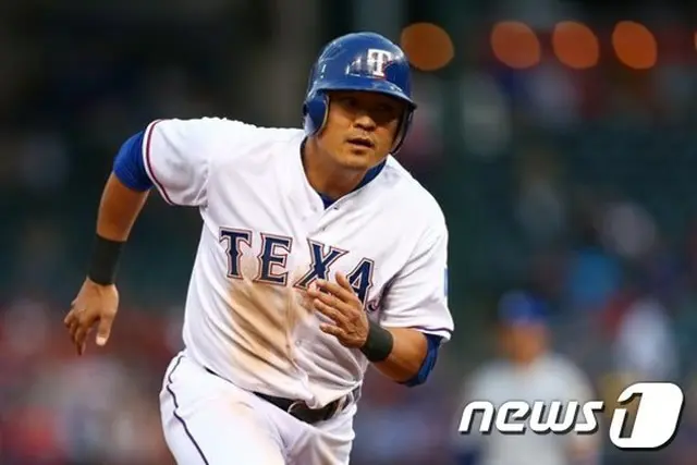 韓国出身のプロ野球選手チュ・シンス（秋信守、33、テキサス・レンジャーズ）が今シーズン、チームの2番打者－右翼手を担うと予測された。