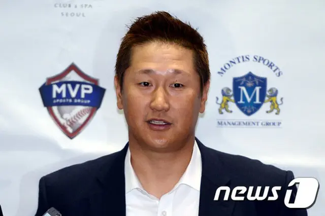 シアトル・マリナーズと1年のマイナー契約を結んだイ・デホ（李大浩）が、メジャー進出失敗に備えてオプトアウト条項を盛り込んだことがわかった。（提供:news1）