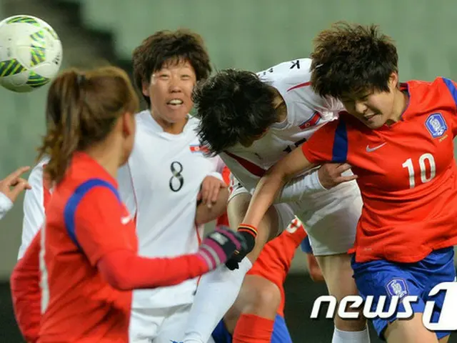 韓国女子サッカーが惜しくも引き分け、北朝鮮を超えることに再び失敗した。（提供:news1）