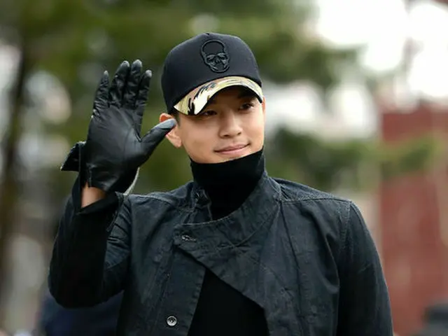 歌手SE7EN