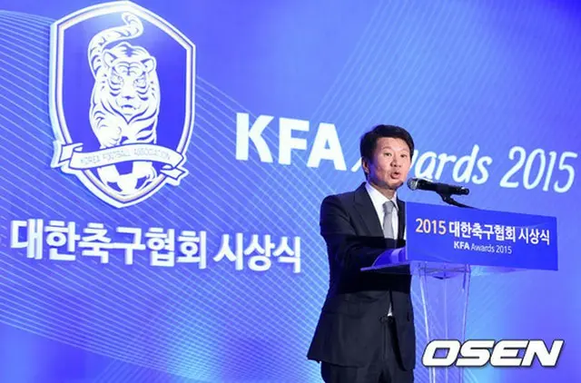 大韓サッカー協会の鄭夢奎（チョン・モンギュ）会長、ユン・ドクヨ号激励のため日本へ（提供:OSEN）