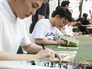 「NATURE REPUBLIC」、タイ9号店オープン記念に韓国人気アイドルのファンサイン会開催