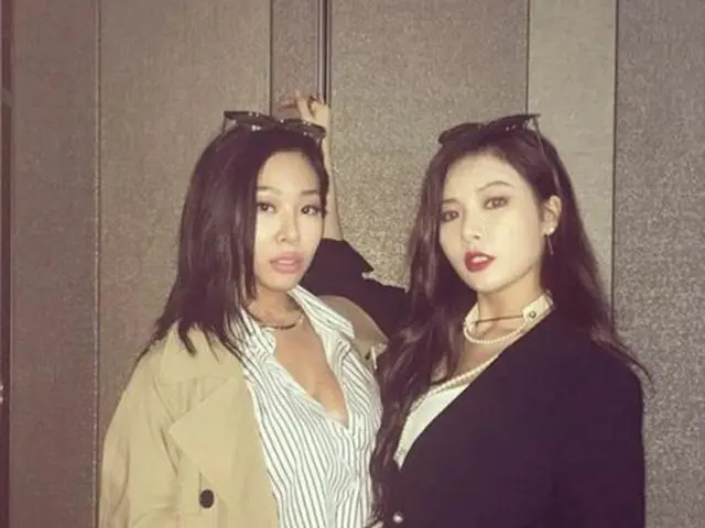 韓国ガールズグループ「4Minute」ヒョナ（23）とラッパーのJessi（27）がクールなセクシー美を放った。（提供:OSEN）