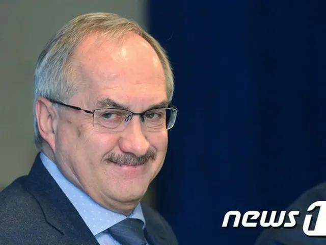 サッカー韓国代表シュティーリケ監督、セミプロサッカーリーグ視察へ