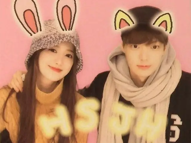 俳優アン・ジェヒョンは9日、自身のInstagramに婚約者で女優のク・ヘソンと撮った写真を掲載した。（写真:アン・ジェヒョンのInstagramより）