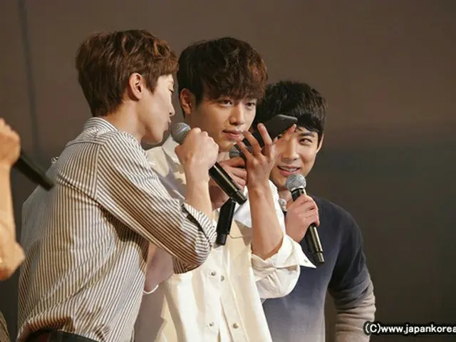 「5urprise」左からコンミョン、ソ・ガンジュン、ユイル