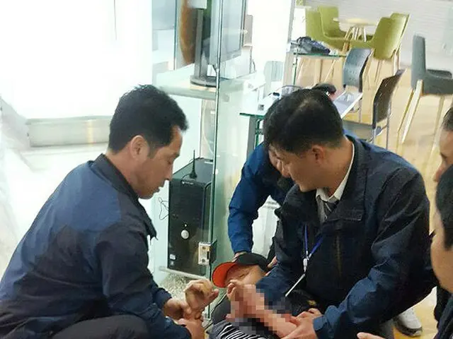 セウォル号沈没で多数の学生を救助し“青いズボンの義人”と呼ばれた男性がまた自殺未遂。