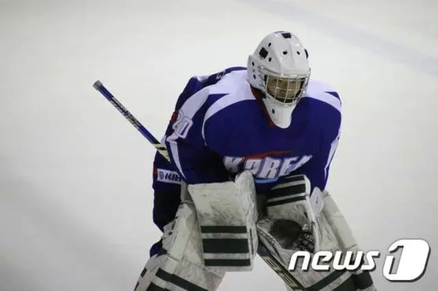 男子18歳以下（U-18）アイスホッケー韓国代表チームが2016国際アイスホッケー連盟（IIHF）世界選手権ディビジョンIグループBで日本に敗れた。