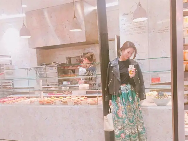 韓国俳優ペ・ヨンジュン（43）の妻で女優のパク・スジン（30）がパリでの日常を公開した。（パク・スジンのInstagramより）