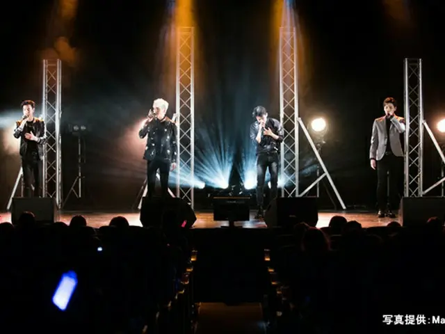 【公演レポ】「HIGH4」、ライブでステージを降りるファンサービスにファン熱狂
